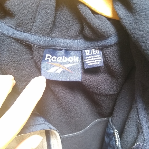 Reebok Soft Woven Jacket - Picture 5 of 7